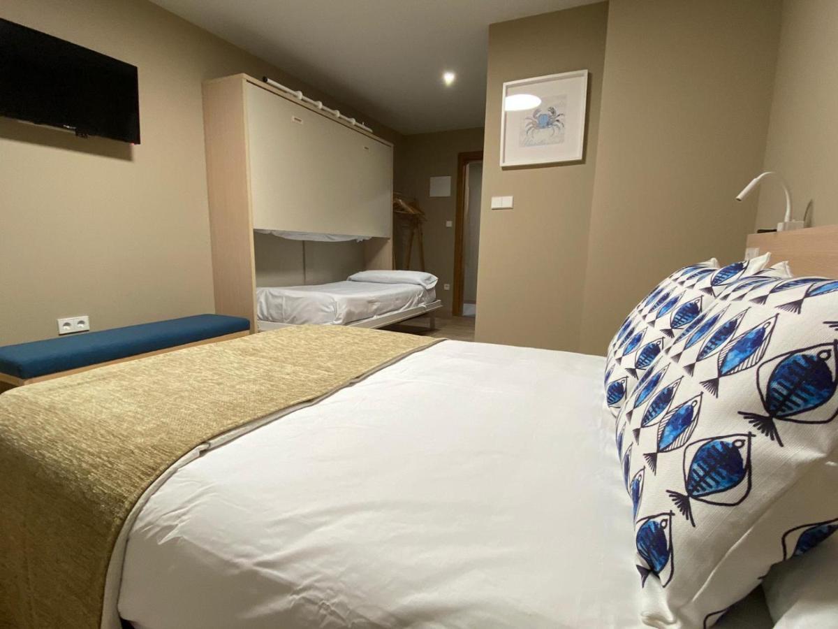 Hotel Baltico 2 Estrellas Luarca Bagian luar foto